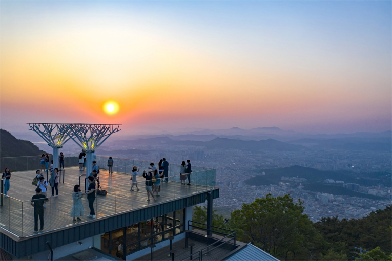 앞산이미지